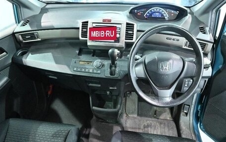 Honda Freed I, 2011 год, 740 000 рублей, 5 фотография