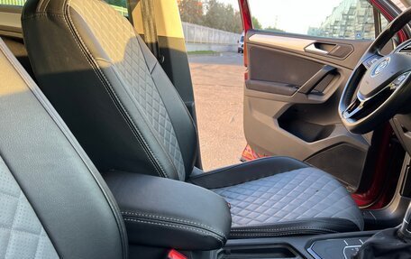 Volkswagen Tiguan II, 2019 год, 2 550 000 рублей, 16 фотография