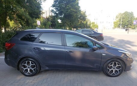 KIA cee'd III, 2017 год, 900 000 рублей, 2 фотография