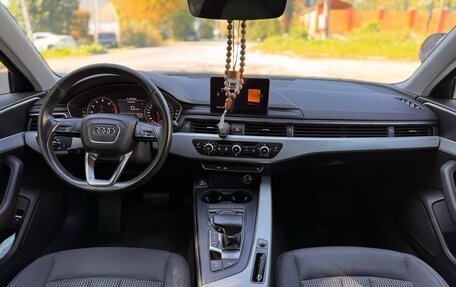 Audi A4, 2015 год, 1 690 000 рублей, 10 фотография