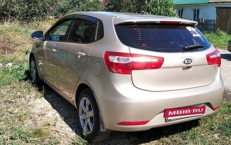 KIA Rio III рестайлинг, 2013 год, 720 000 рублей, 2 фотография