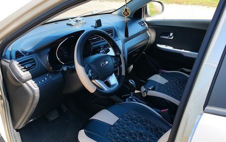 KIA Rio III рестайлинг, 2013 год, 720 000 рублей, 13 фотография