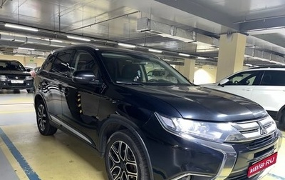Mitsubishi Outlander III рестайлинг 3, 2018 год, 1 550 000 рублей, 1 фотография
