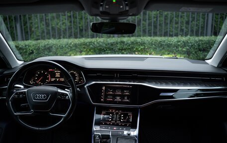 Audi A6, 2019 год, 2 590 000 рублей, 10 фотография