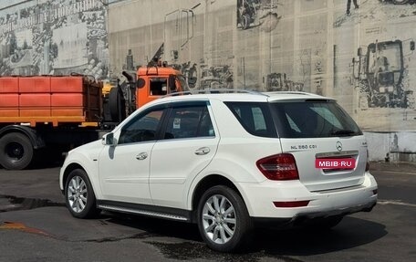 Mercedes-Benz M-Класс, 2011 год, 2 190 000 рублей, 4 фотография