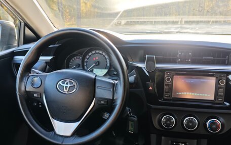 Toyota Corolla, 2014 год, 1 400 000 рублей, 11 фотография