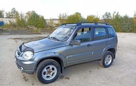 Chevrolet Niva I рестайлинг, 2010 год, 405 000 рублей, 2 фотография