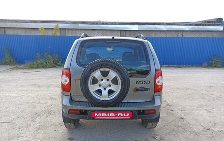 Chevrolet Niva I рестайлинг, 2010 год, 405 000 рублей, 4 фотография