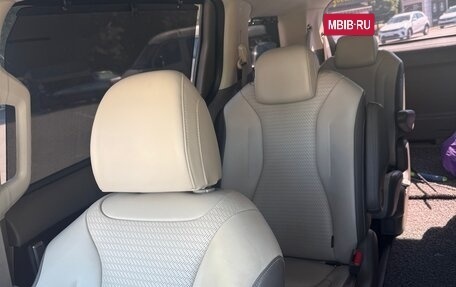 KIA Carnival, 2020 год, 3 800 000 рублей, 26 фотография