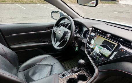 Toyota Camry, 2020 год, 2 200 000 рублей, 13 фотография