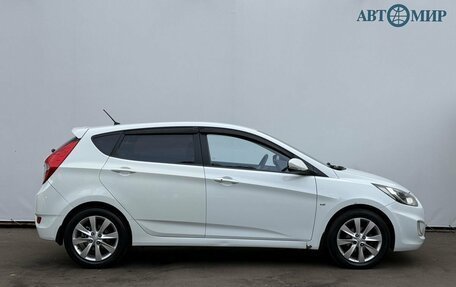Hyundai Solaris II рестайлинг, 2012 год, 805 000 рублей, 4 фотография