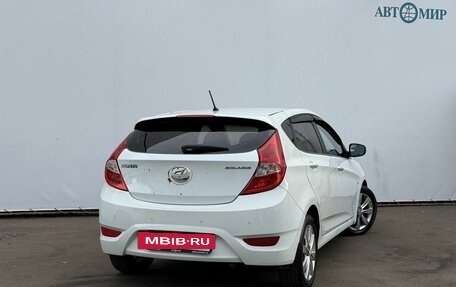 Hyundai Solaris II рестайлинг, 2012 год, 805 000 рублей, 5 фотография