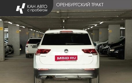 Volkswagen Tiguan II, 2018 год, 1 899 000 рублей, 4 фотография