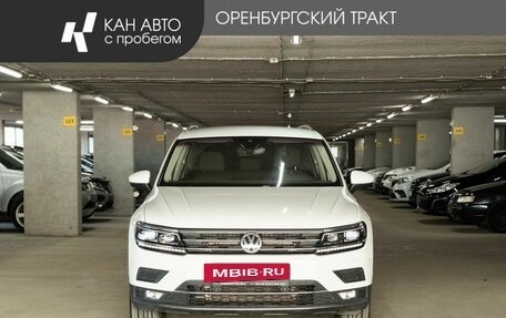 Volkswagen Tiguan II, 2018 год, 1 899 000 рублей, 2 фотография