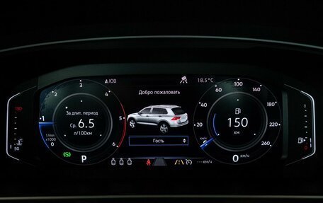 Volkswagen Tiguan II, 2018 год, 1 899 000 рублей, 10 фотография