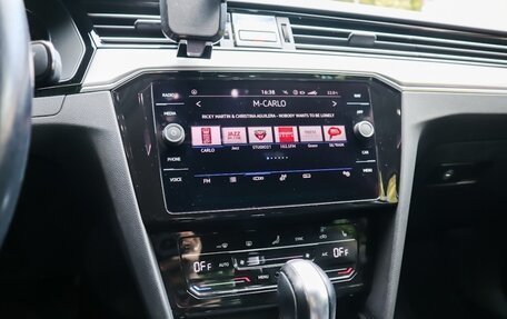 Volkswagen Passat B8 рестайлинг, 2020 год, 2 500 000 рублей, 6 фотография
