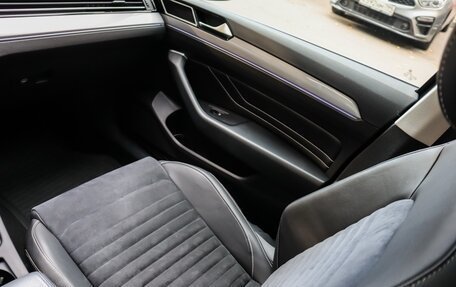 Volkswagen Passat B8 рестайлинг, 2020 год, 2 500 000 рублей, 17 фотография