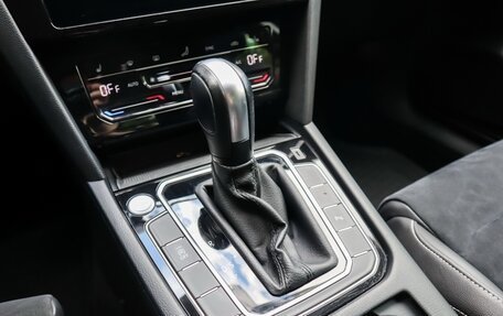 Volkswagen Passat B8 рестайлинг, 2020 год, 2 500 000 рублей, 5 фотография