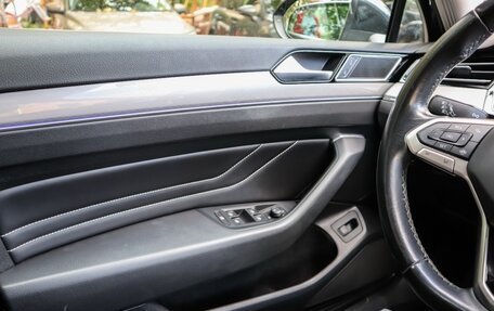 Volkswagen Passat B8 рестайлинг, 2020 год, 2 500 000 рублей, 20 фотография
