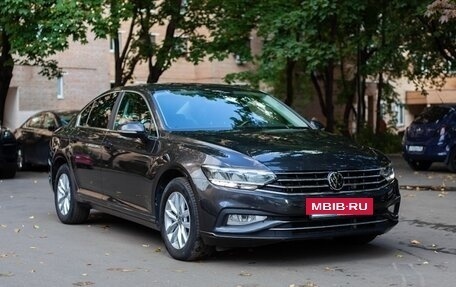 Volkswagen Passat B8 рестайлинг, 2020 год, 2 500 000 рублей, 32 фотография