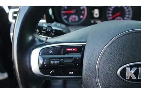 KIA K5, 2021 год, 2 410 000 рублей, 30 фотография