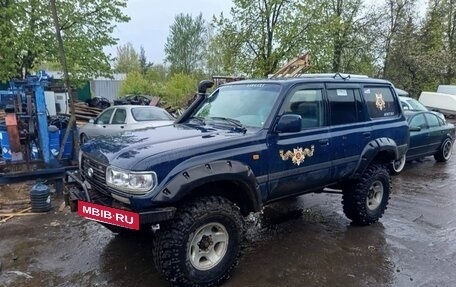 Toyota Land Cruiser 80 рестайлинг, 1997 год, 700 000 рублей, 2 фотография