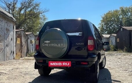 Chevrolet Niva I рестайлинг, 2004 год, 290 000 рублей, 4 фотография