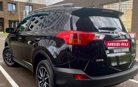 Toyota RAV4, 2014 год, 1 880 000 рублей, 7 фотография