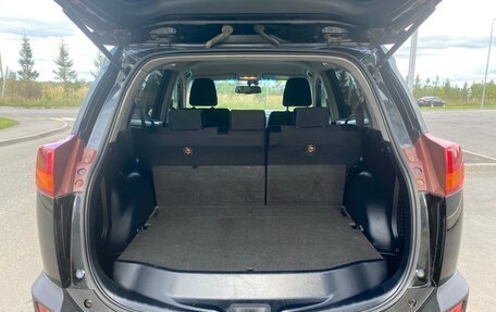Toyota RAV4, 2014 год, 1 880 000 рублей, 11 фотография