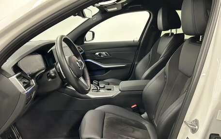 BMW 3 серия, 2022 год, 4 400 000 рублей, 14 фотография