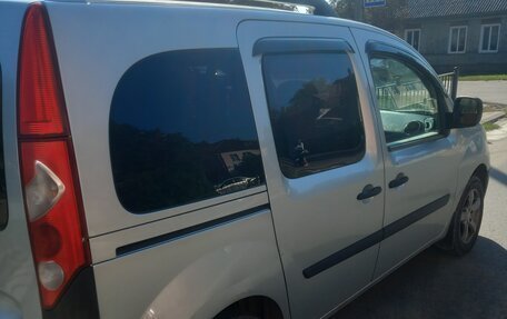 Renault Kangoo II рестайлинг, 2011 год, 660 000 рублей, 2 фотография