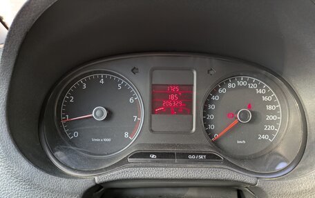 Volkswagen Polo VI (EU Market), 2011 год, 730 000 рублей, 7 фотография