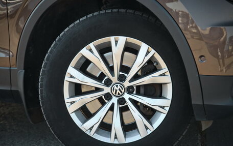 Volkswagen Tiguan II, 2017 год, 2 597 000 рублей, 3 фотография