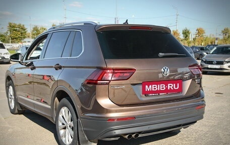 Volkswagen Tiguan II, 2017 год, 2 597 000 рублей, 8 фотография