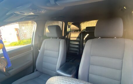 Volkswagen Touareg III, 2005 год, 1 000 000 рублей, 13 фотография