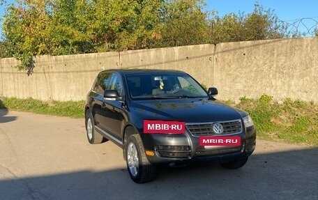 Volkswagen Touareg III, 2005 год, 1 000 000 рублей, 2 фотография