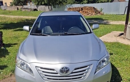 Toyota Camry, 2007 год, 1 300 000 рублей, 1 фотография