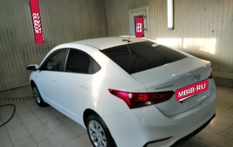 Hyundai Solaris II рестайлинг, 2019 год, 1 285 000 рублей, 2 фотография