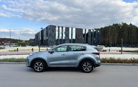 KIA Sportage IV рестайлинг, 2019 год, 2 415 000 рублей, 4 фотография