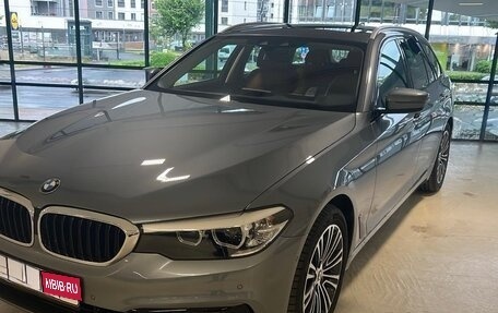 BMW 5 серия, 2018 год, 2 850 000 рублей, 5 фотография