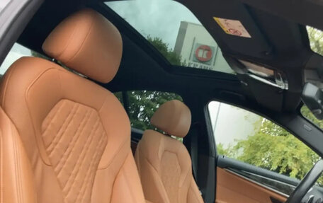 BMW 5 серия, 2022 год, 5 998 000 рублей, 14 фотография