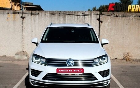 Volkswagen Touareg III, 2014 год, 2 890 000 рублей, 2 фотография