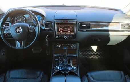 Volkswagen Touareg III, 2014 год, 2 890 000 рублей, 14 фотография