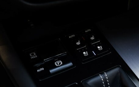 Lexus RX IV рестайлинг, 2017 год, 3 800 000 рублей, 4 фотография