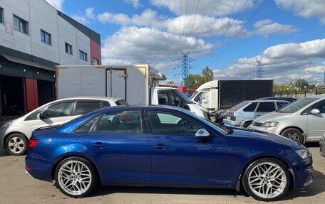 Audi A4, 2015 год, 2 000 000 рублей, 10 фотография
