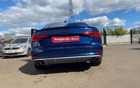 Audi A4, 2015 год, 2 000 000 рублей, 17 фотография