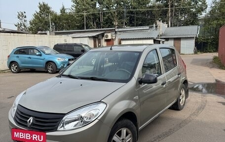 Renault Sandero I, 2014 год, 600 000 рублей, 2 фотография