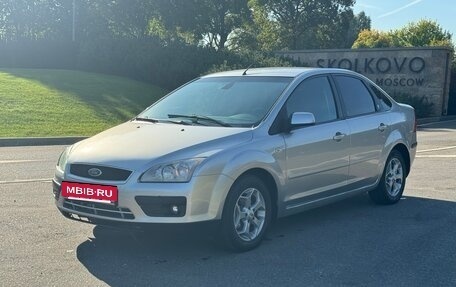 Ford Focus II рестайлинг, 2006 год, 450 000 рублей, 3 фотография
