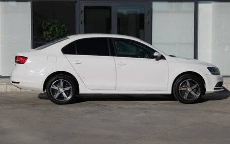 Volkswagen Jetta VI, 2015 год, 915 000 рублей, 5 фотография