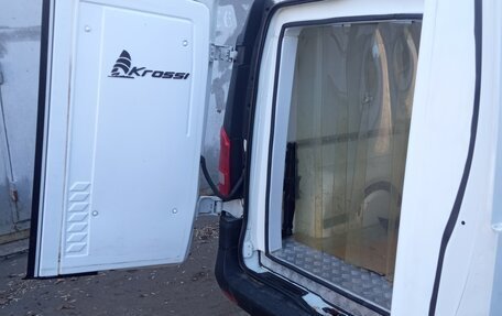 Mercedes-Benz Vito, 2014 год, 2 500 000 рублей, 5 фотография